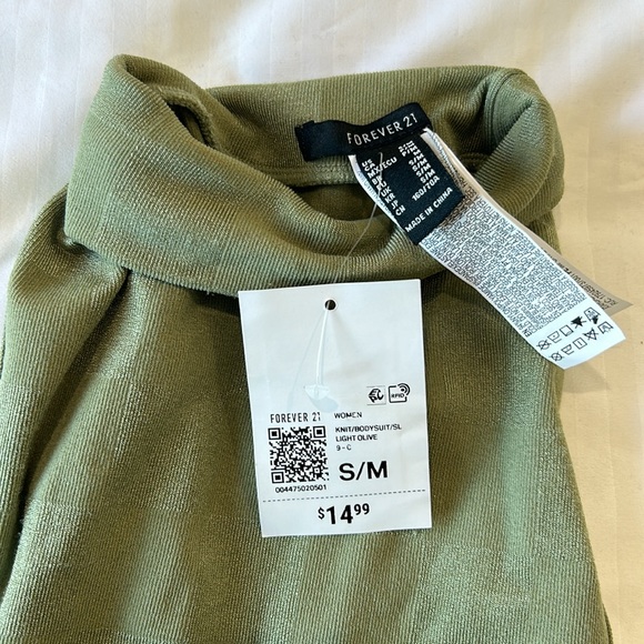 Forever 21 Green sleeveless bodysuit - Picture 2 of 4